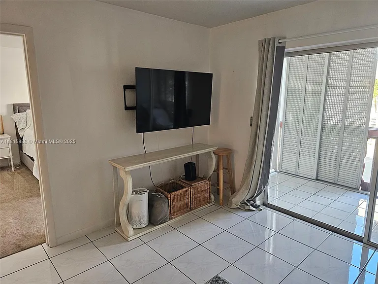 215 SE 3rd Ave #205A — Photo 12