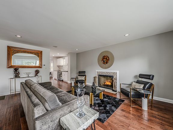 4th image of 6717 N Keating Ave