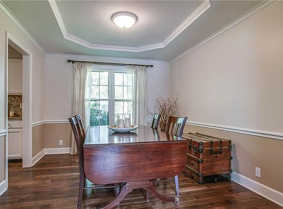 5th image of 6820 Collinswood Dr