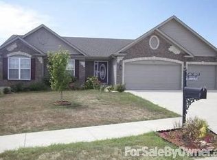 405 Paddington Ct, Troy, MO 63379