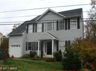 804 N Shore Dr, Glen Burnie, MD 21060