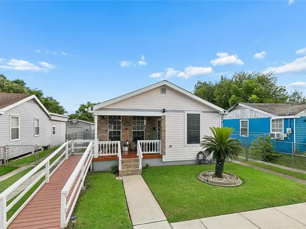 1619 Feliciana St, New Orleans, LA 70117