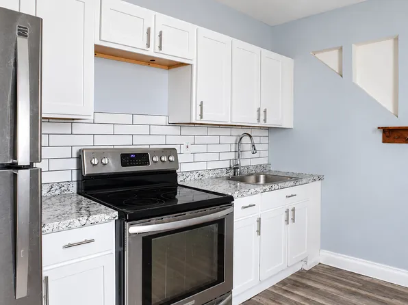 39 S 10th St #1, Mahanoy City, PA 17948