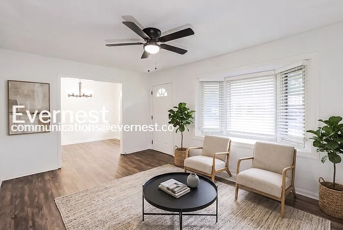 3 bed, 1.0 bath, 1232 sqft, $1,295 — Photo 2