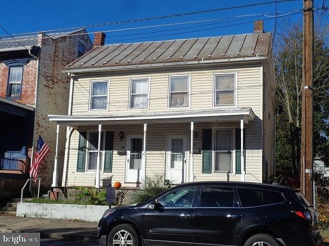 2nd image of 103-105 W Big Spring Ave