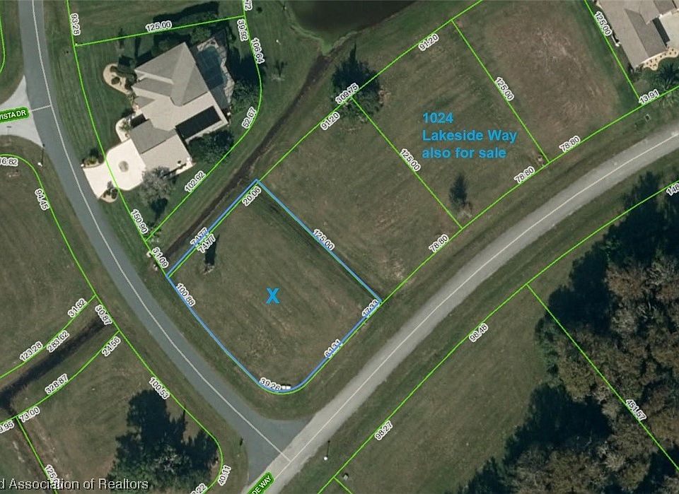 2nd image of 1032 Lakeside Way