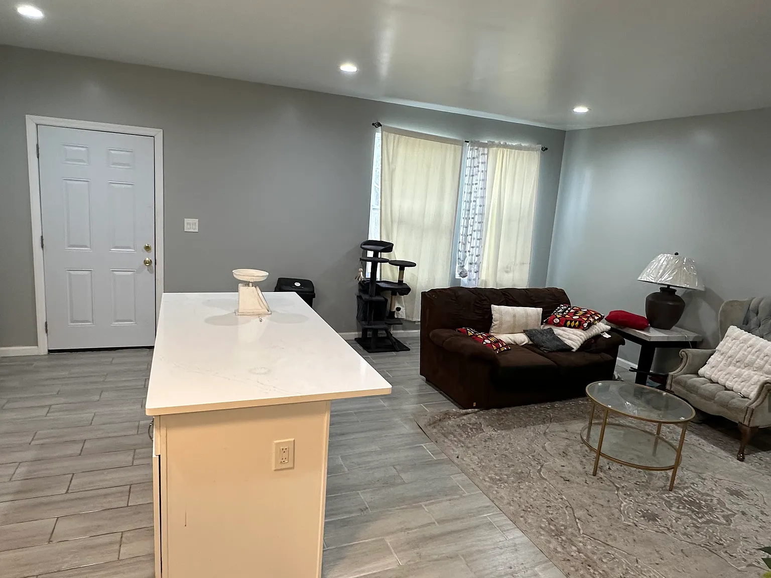 3 bed, $750 — Photo 3