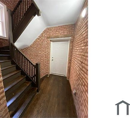 2nd image of 7430 S Kenwood Ave #3B