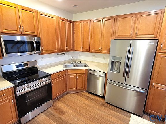3rd image of 3514 Whelford Way