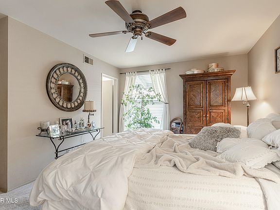 4th image of 31515 Lindero Canyon Rd Unit 8