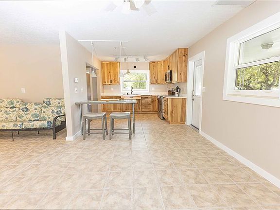 4th image of 5175 Azalea Cir