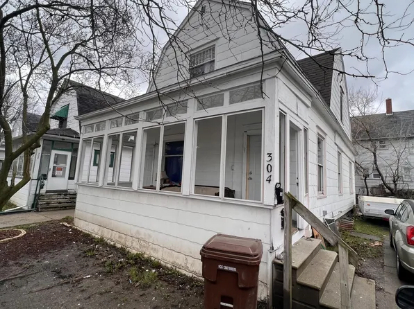 304 S Pennsylvania Ave, Lansing, MI 48912