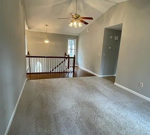 5th image of 3155 Malvern Dr