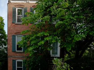 32 Stuyvesant St #G, Kingston, NY 12401