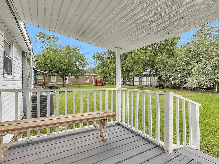 6002 Shelburne St — Photo 23