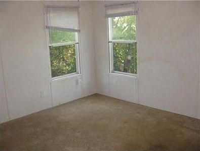 5th image of 343 Green Valley Dr