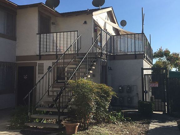 3rd image of 1207 Arcadia Ave APT D