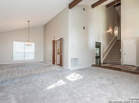 5th image of 15319 Eaglebrook St