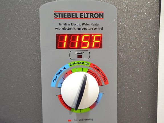 5th image of 24 Leisure Dr