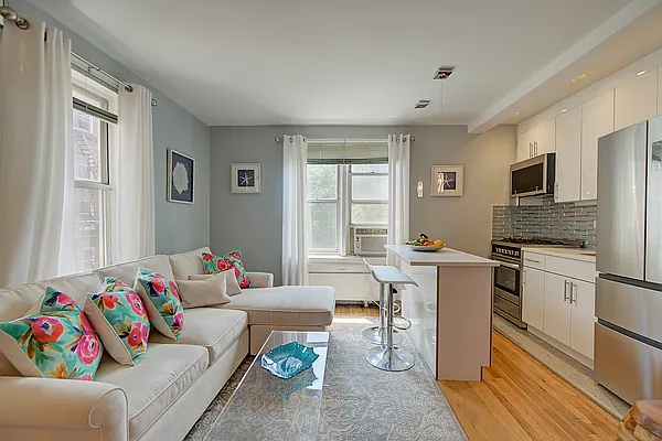 Sold by Benjamin Realty Since 1980 | media 1