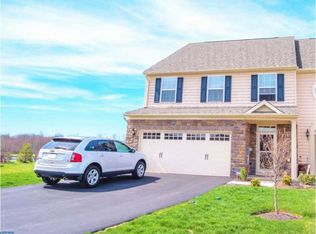1049 Arbour Ln, Quakertown, PA 18951