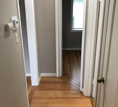 4th image of 1805 Proctor Ave