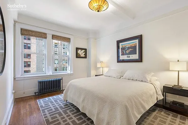 Sold by Sotheby's International Realty | media 3