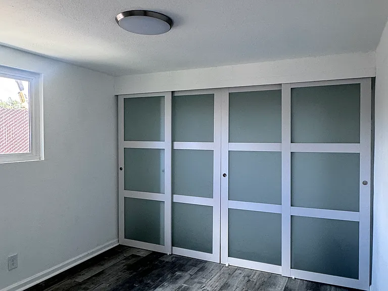 3322 Helix St — Photo 5