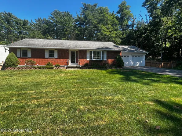 496 Elm Avenue, Selkirk, NY 12158