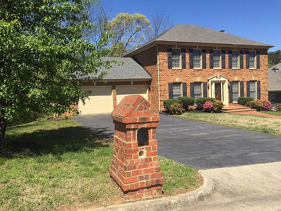 2nd image of 376 Updike Pl