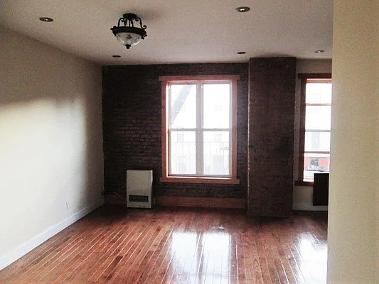 Rented by The Hamilton Group | media 25