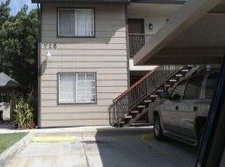 705 E 4th St APT 4, Ontario, CA 91764