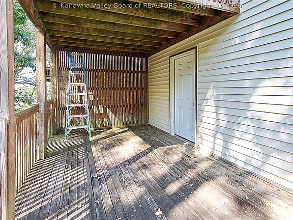 4th image of 789 Echo Rd