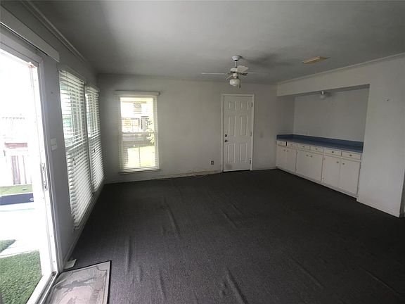 5th image of 4003 Nueces Dr
