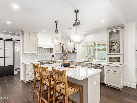 3rd image of 8301 E SAN SALVADOR Drive