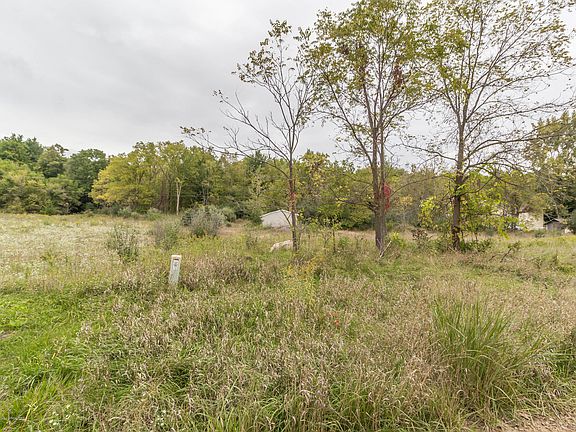 2nd image of 2271 Pinch Hwy