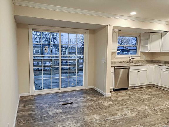 5th image of 3019 Falcon Ave