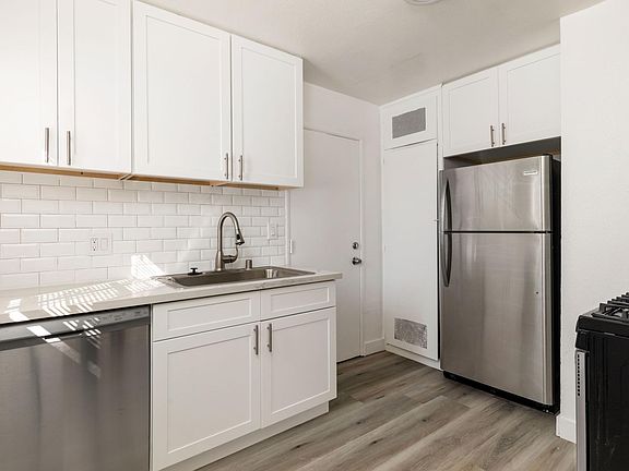 3rd image of 5163 S Western Ave #3/4