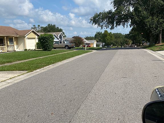 5th image of 231 Ashbourne Dr
