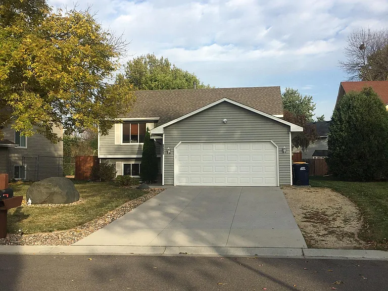 16720 Joplin Way — Photo 3