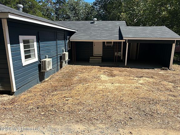 3rd image of 64 Providence Rd #A
