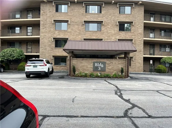 650 E Greenwich Ave APT 3-101, West Warwick, RI 02893