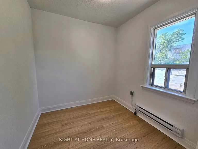1304A King St W #1 — Photo 11