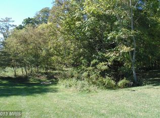 34 Tilgham Pl, Lovettsville, VA 20180