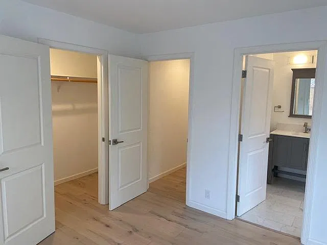 2 bed, 1349 sqft, $3,950 — Photo 4