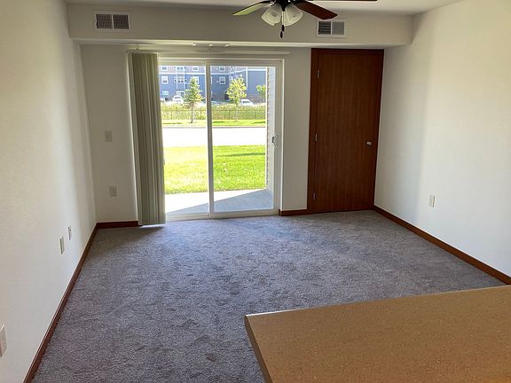 2nd image of 1411 1st St E #210