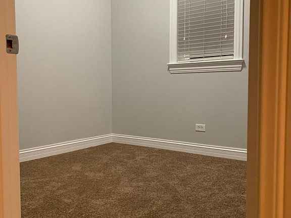 4th image of 3138 N Elston Ave #B