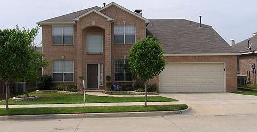 1st image of 7605 Parkwood Plaza Dr