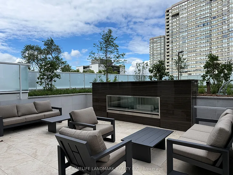 25 Cordova Ave #1211 — Photo 42