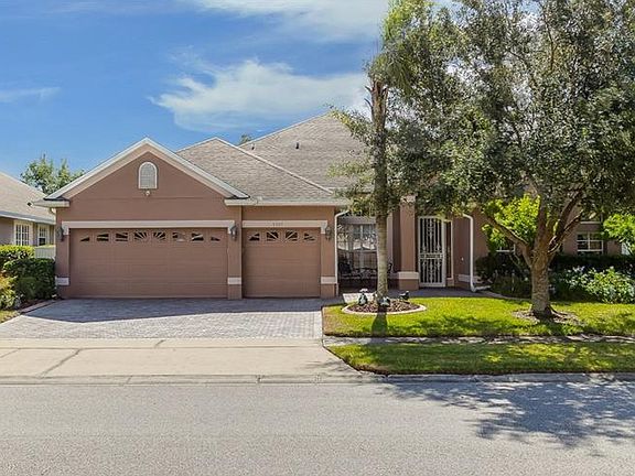 3rd image of 3005 Summer Swan Dr
